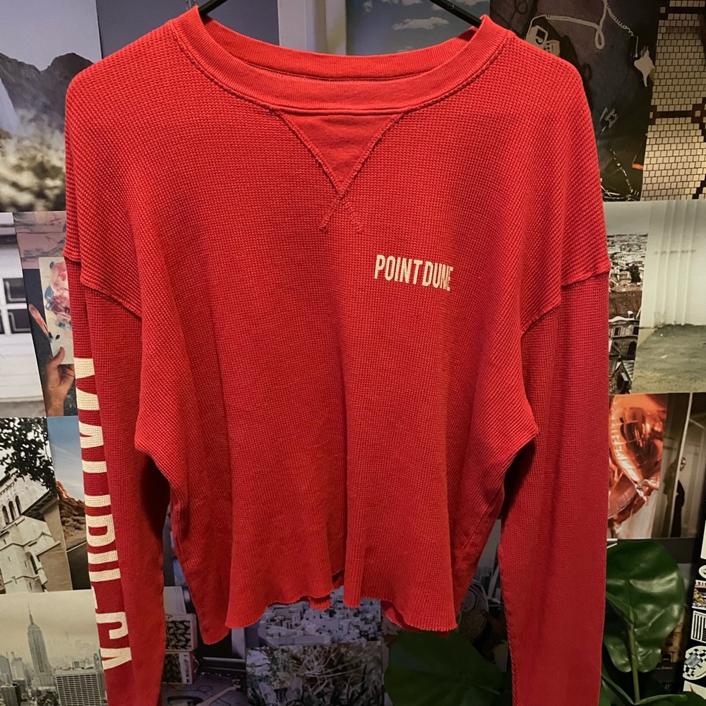 Brandy Melville Vintage Point Dume Long Sleeve